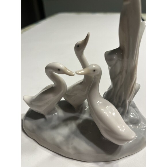 NAO by Lladro Three Geese Ducks In Pond Retired Made in Spain Gloss Finish - Picture 10 of 13